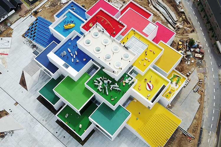 BKR.Bjarke-Ingels-Lego-billund